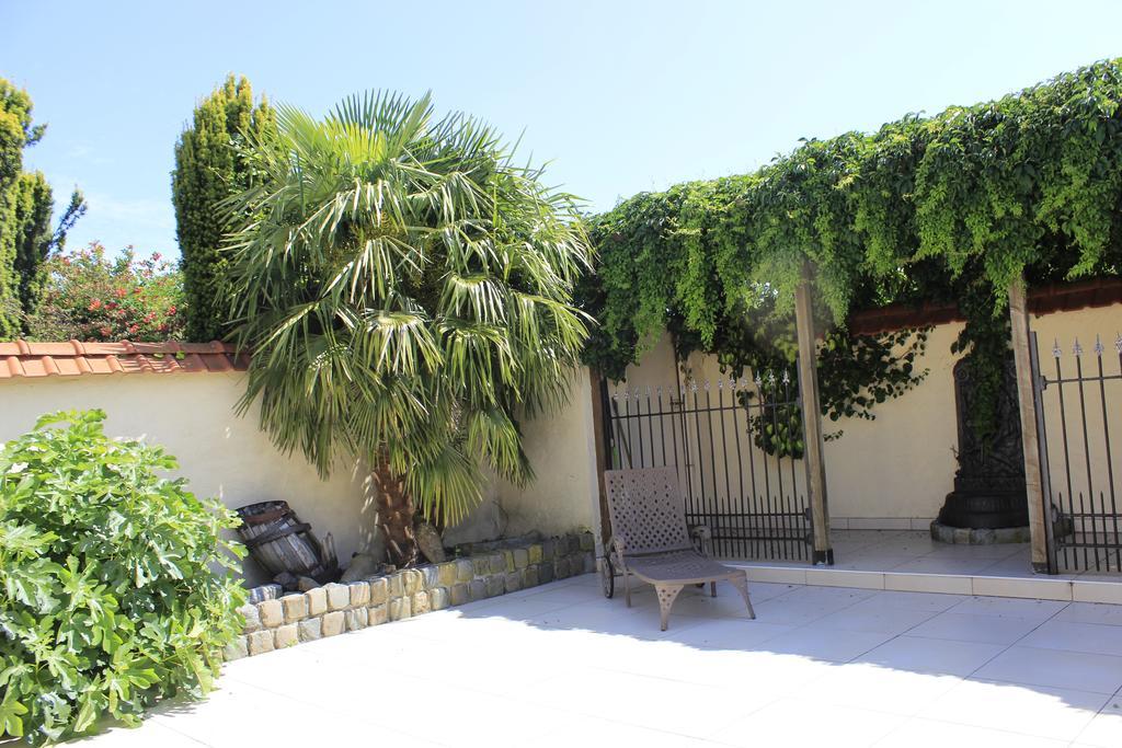 Den Bongaerd B&B And Wellness Tongeren Esterno foto